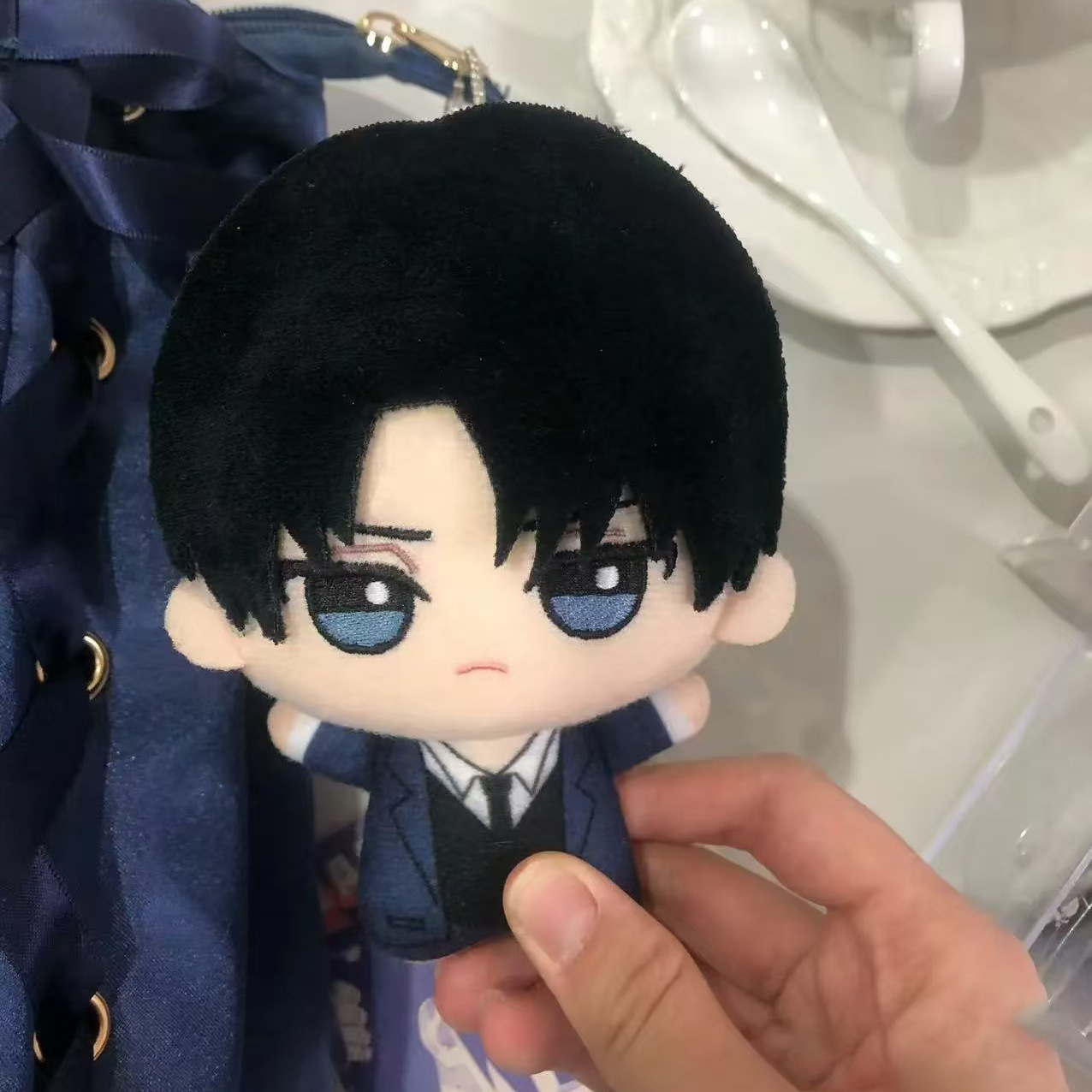 Boneco de Pelúcia Levi Ackerma - Anime Merchandise Figure avaliação e preço